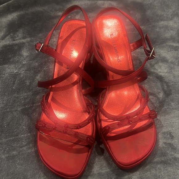 UnListed size 7 Dark Red Woman’s Platform Dress Sandals - Picture 7 of 7